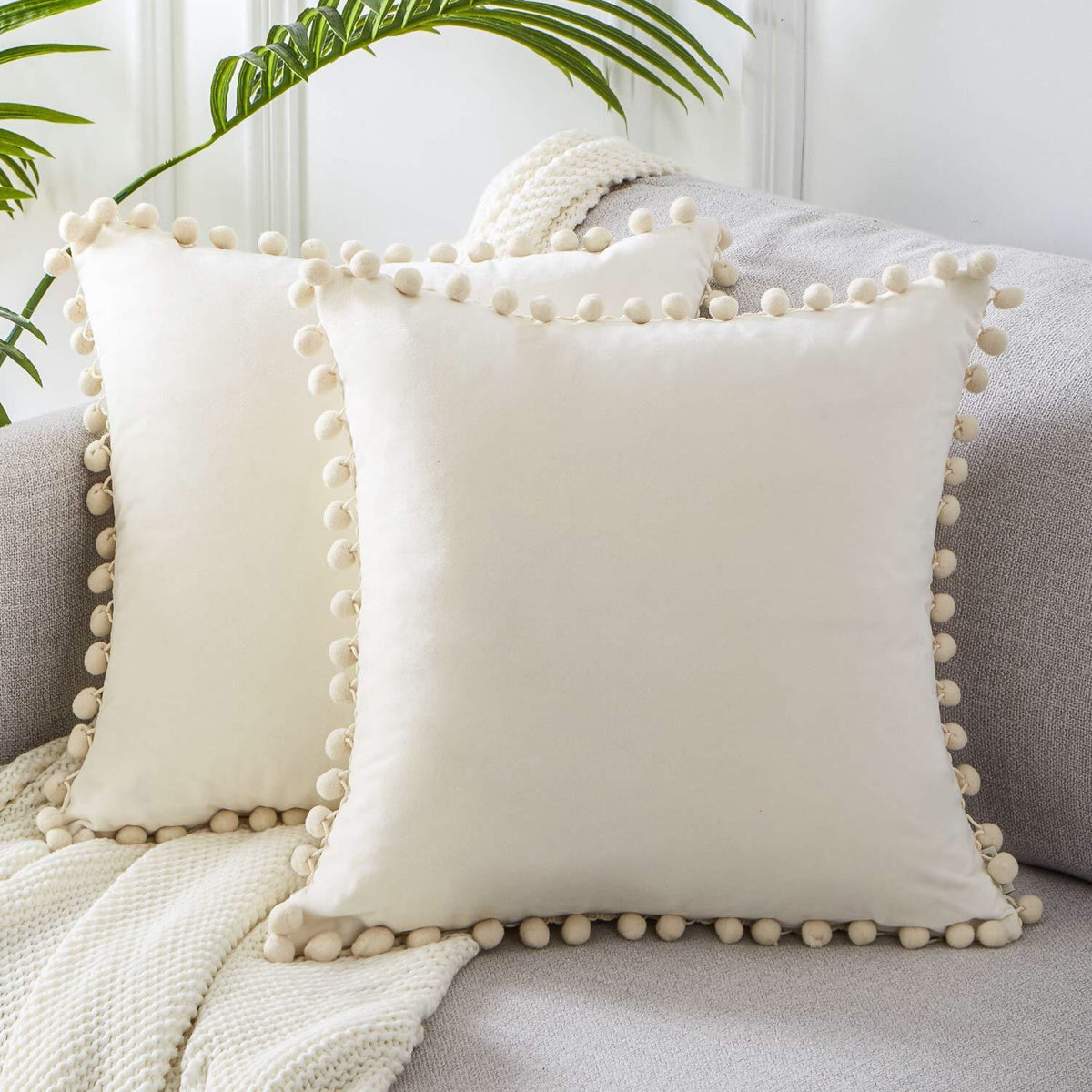 Velvet Pom-Pom Cushion Cover - White / 40x40cm